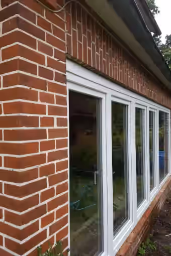 Moderne Haustür mit hoher Wärmedämmung und Sicherheitsverriegelung